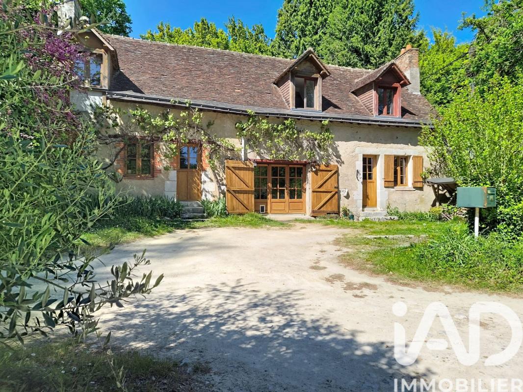Maison 5 Pièce(s) Luynes