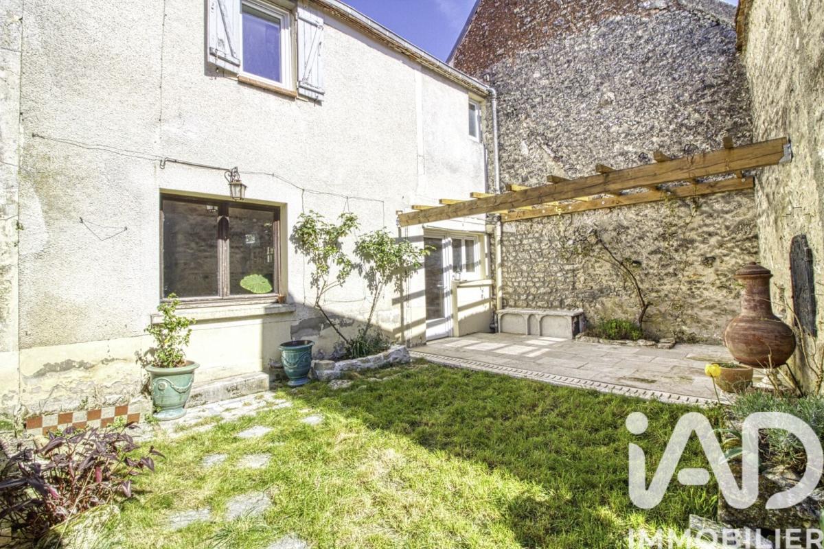 Maison 4 Pièce(s) Boësses - Photo 1