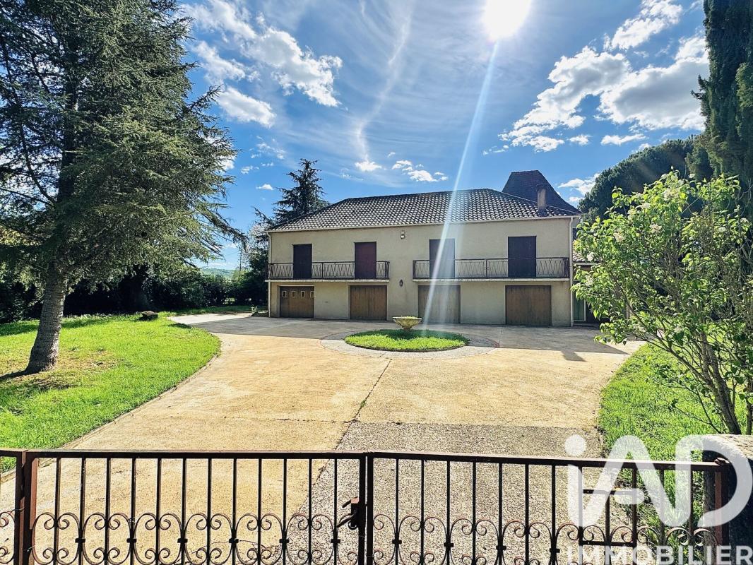 Maison 9 Pièce(s) Puy-l'Évêque