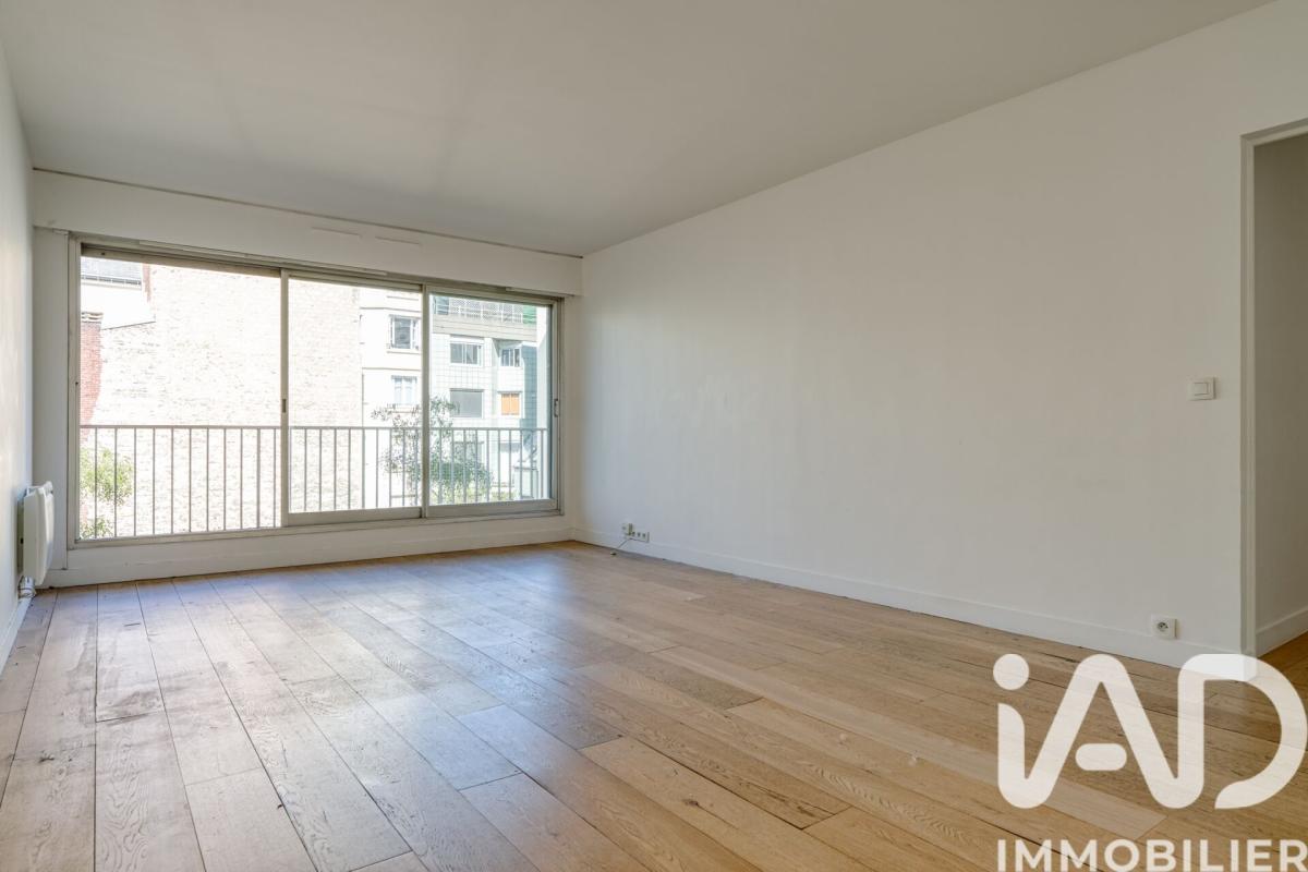 Appartement 3 Pièce(s) Paris 15eme Arrondissement