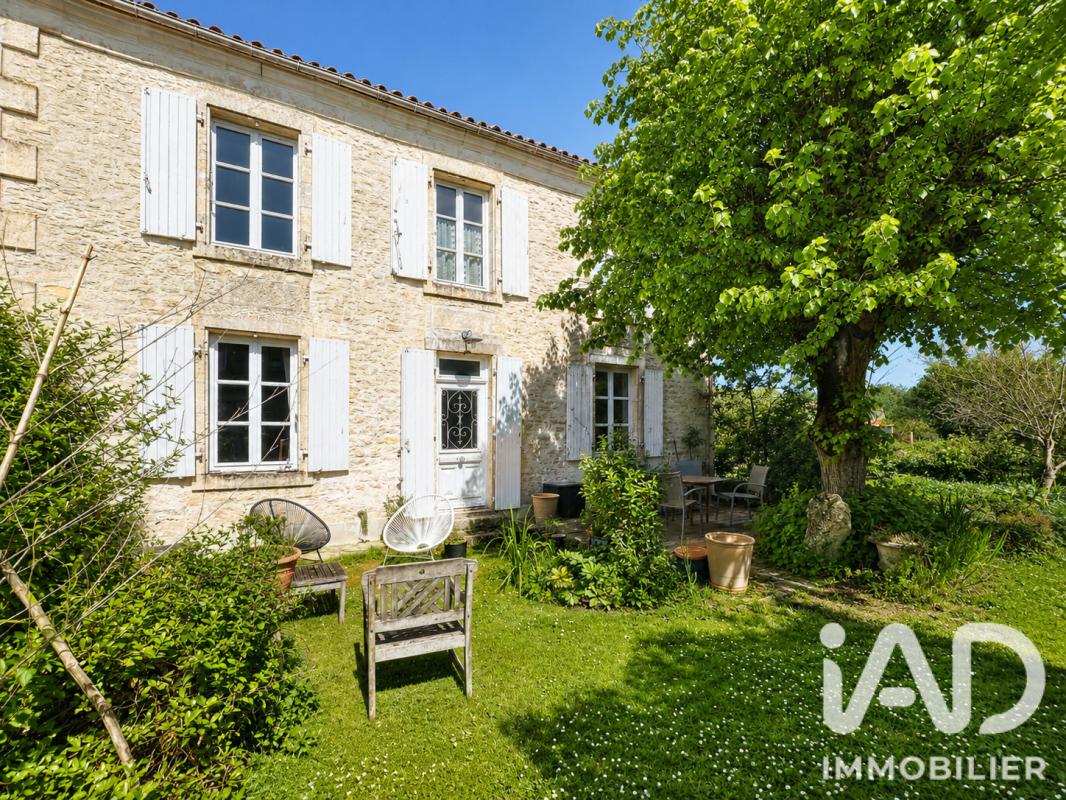 Maison 6 Pièce(s) Courçon