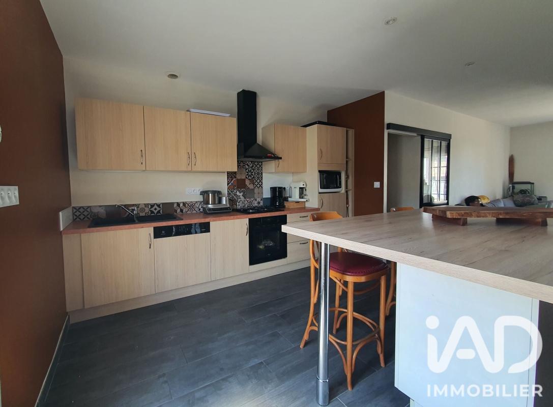 Maison 5 Pièce(s) Essarts en Bocage