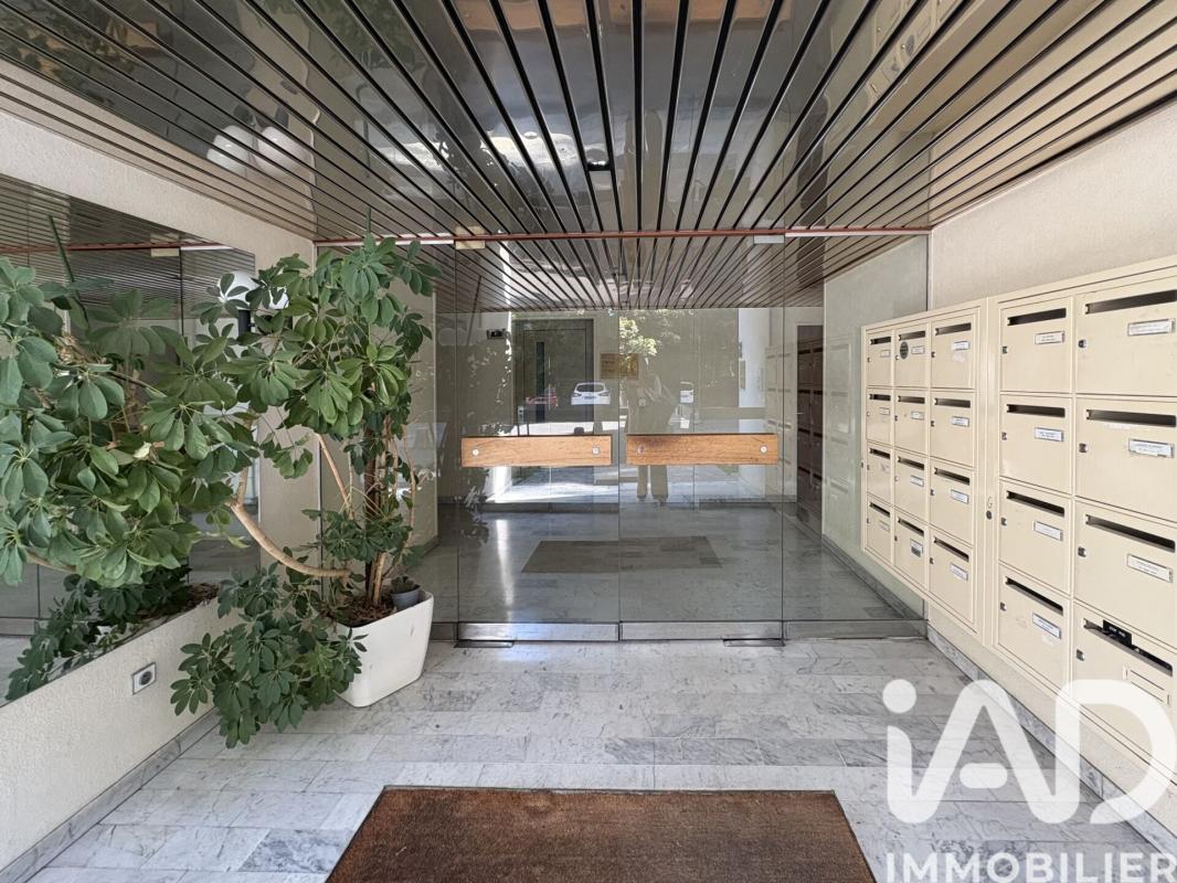 Appartement 2 Pièce(s) Vaux-le-Pénil