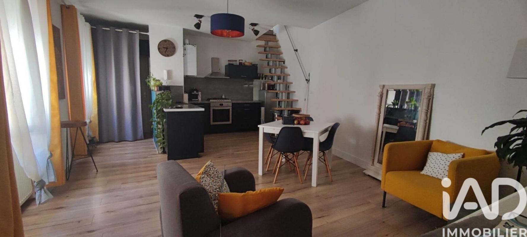 Duplex 4 Pièce(s) Nîmes