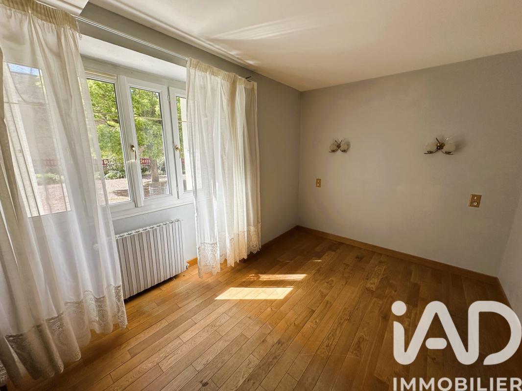 Maison 5 Pièce(s) Bernay-Neuvy-en-Champagne - Photo 12