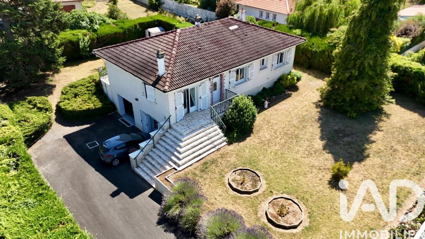 Maison 5 Pièce(s) Mansle