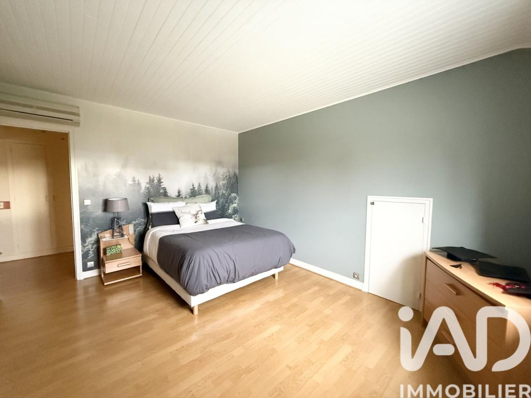 Maison 9 Pièce(s) Ville-Saint-Jacques - Photo 12