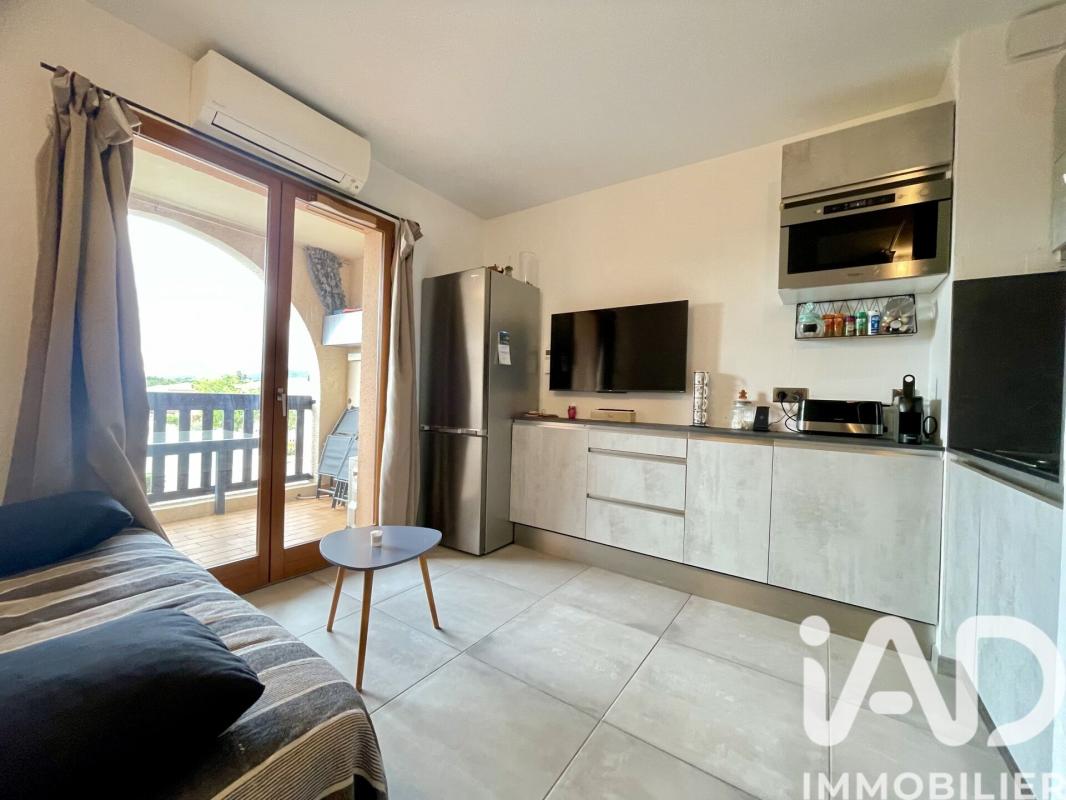 Appartement 1 Pièce(s) La Londe-les-Maures