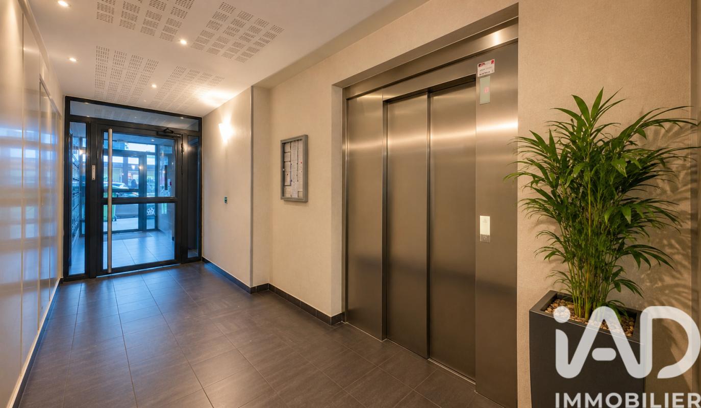 Appartement 3 Pièce(s) Châtillon - Photo 2