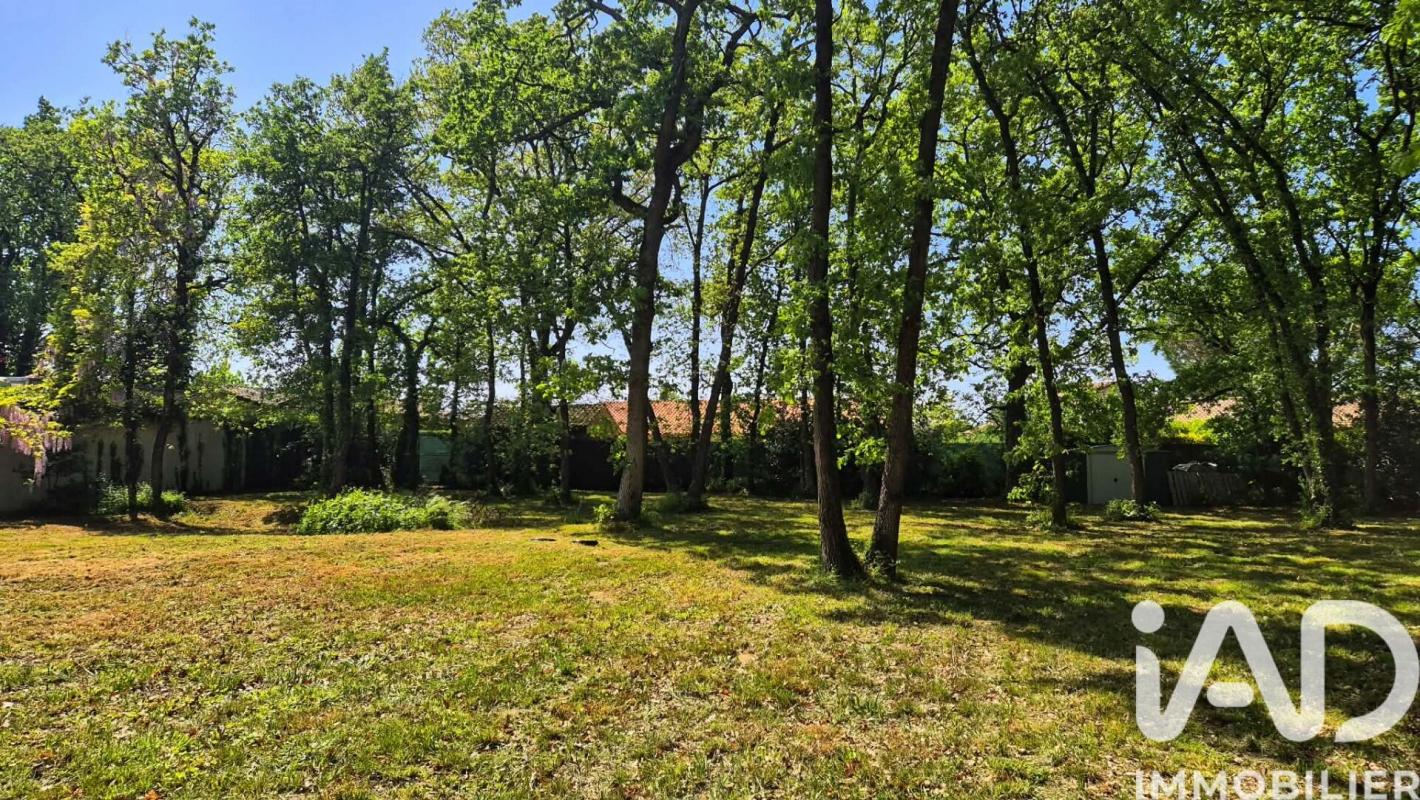 Terrain  Léguevin