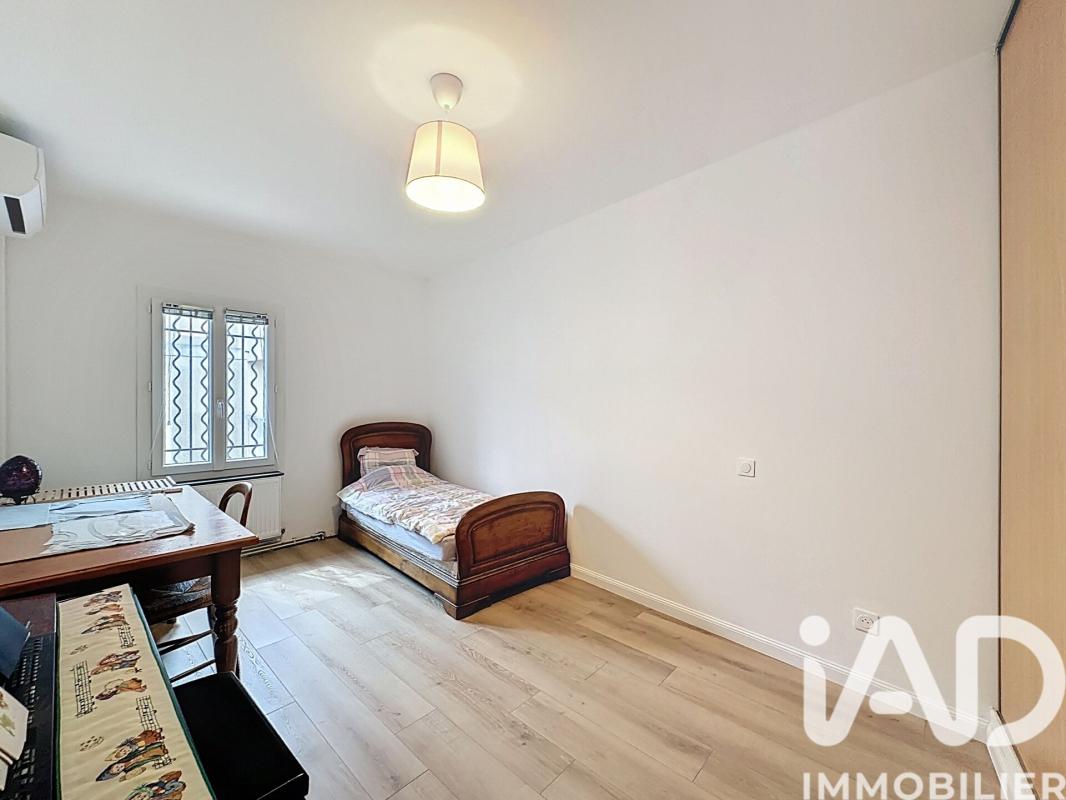 Maison 5 Pièce(s) Saint-Saturnin-lès-Avignon - Photo 13