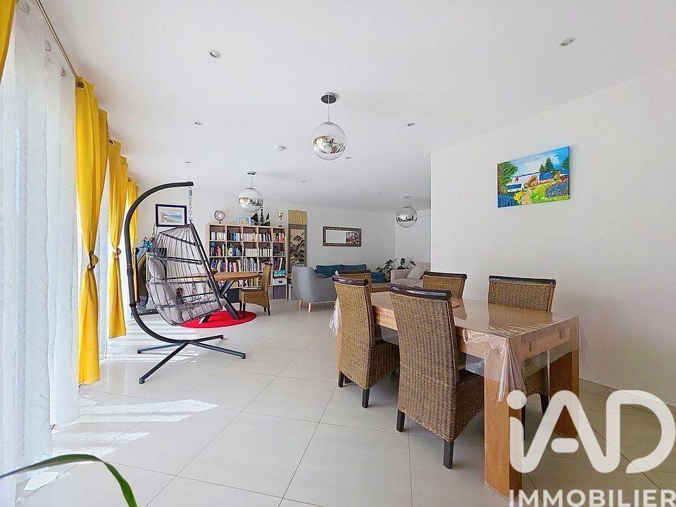 Maison 6 Pièce(s) Bourgbarré