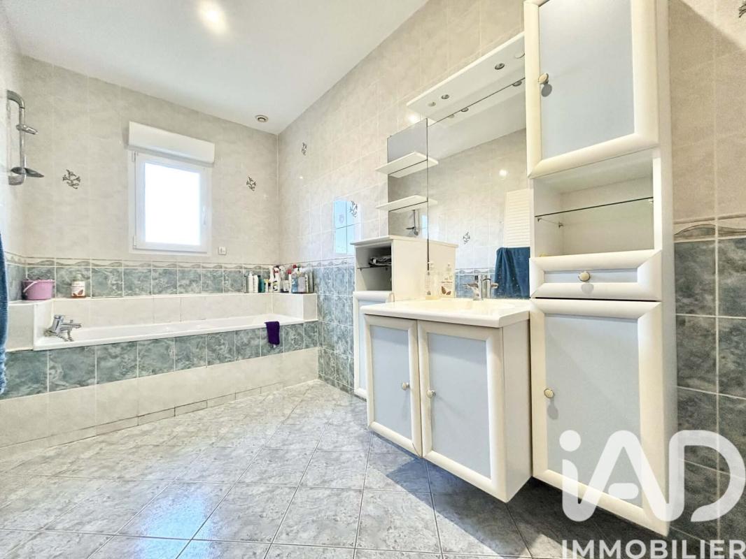 Maison 9 Pièce(s) Longuenesse - Photo 14