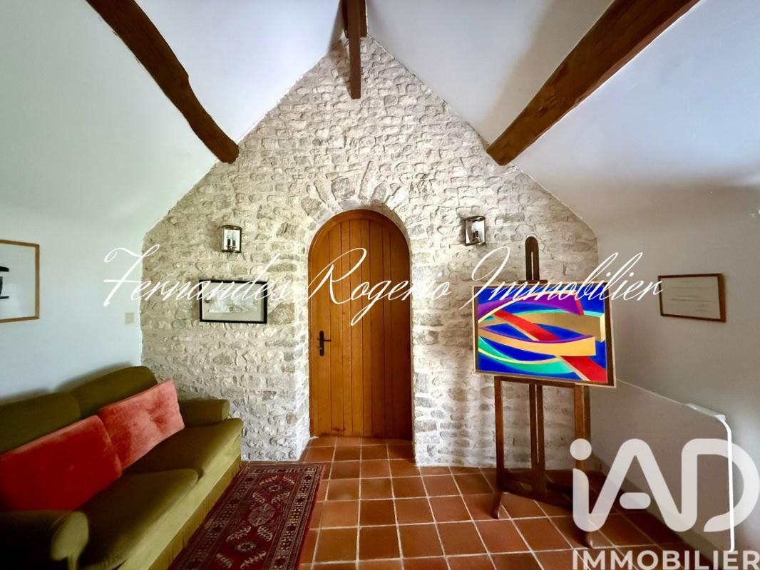 Maison 9 Pièce(s) Yèvre-la-Ville - Photo 9