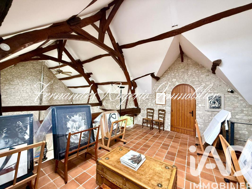 Maison 9 Pièce(s) Yèvre-la-Ville - Photo 12