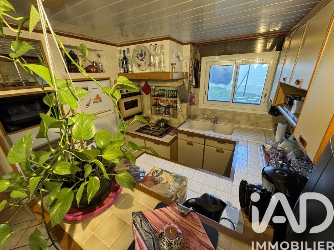 Appartement 3 Pièce(s) Pierrevert