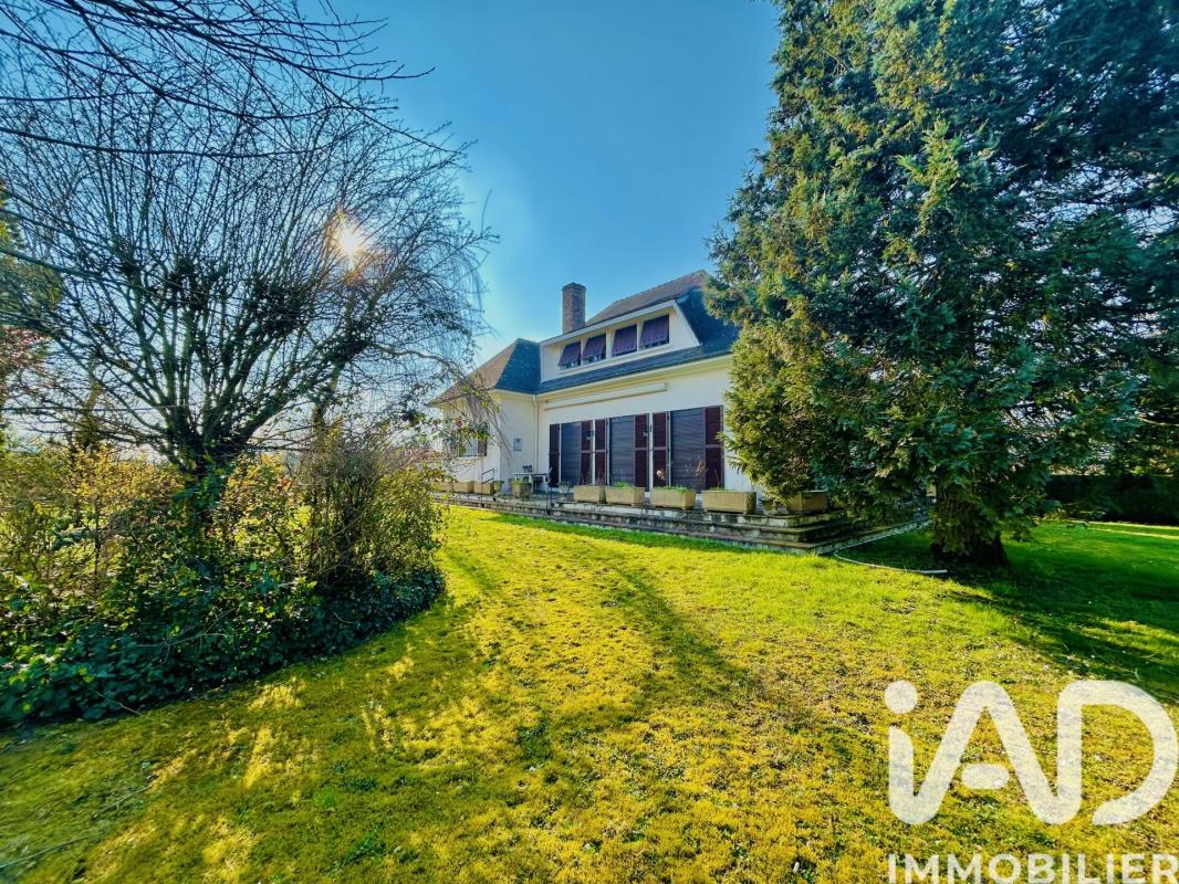 Maison 8 Pièce(s) Vrigny
