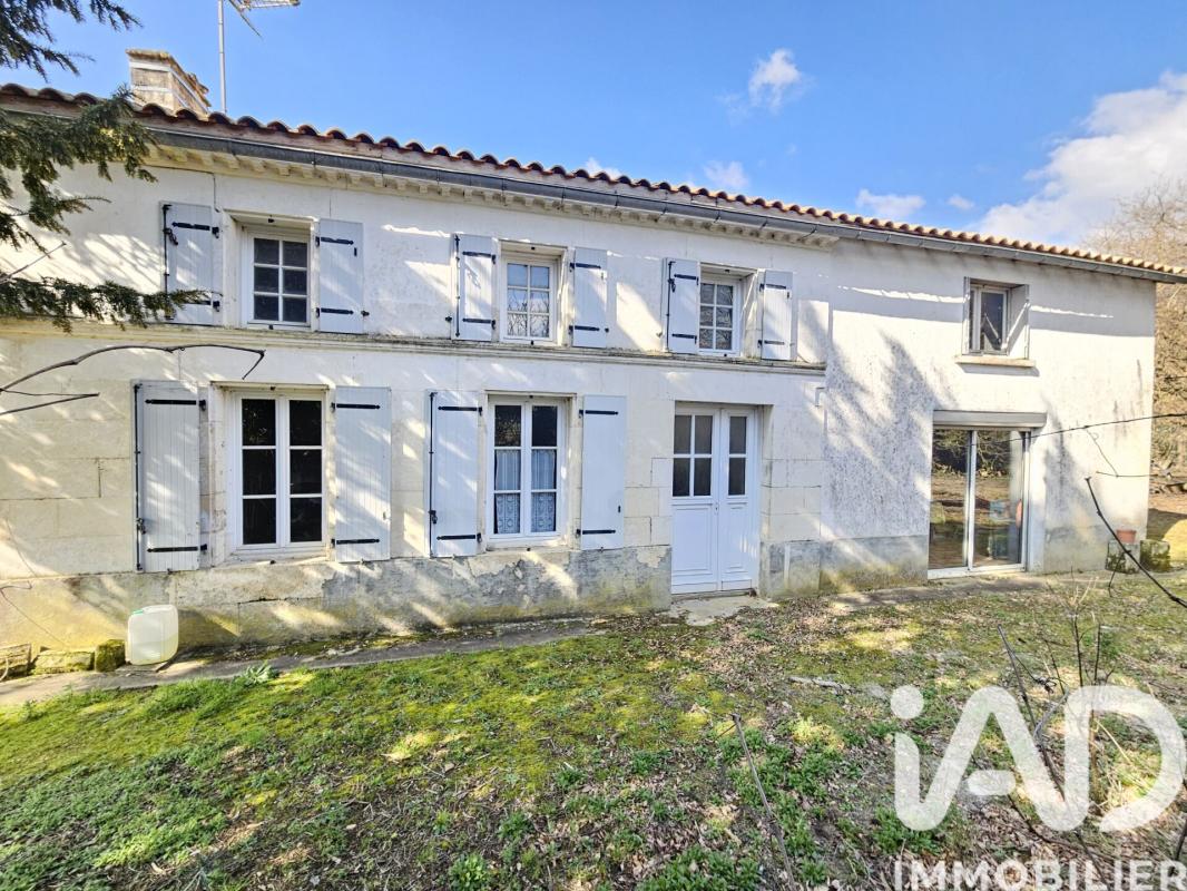 Maison longère 4 Pièce(s) Nieul-lès-Saintes