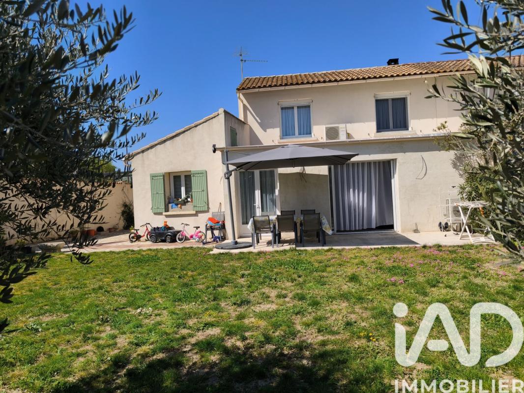 Maison 4 Pièce(s) Montfavet