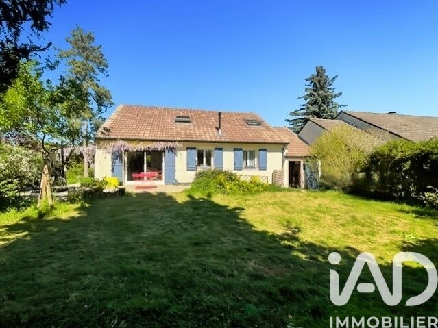 Maison 7 Pièce(s) Évry-Grégy-sur-Yerre