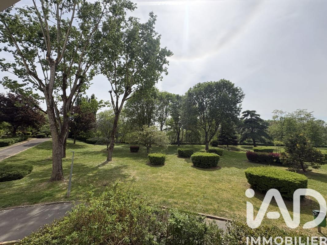 Appartement 3 Pièce(s) Chilly-Mazarin