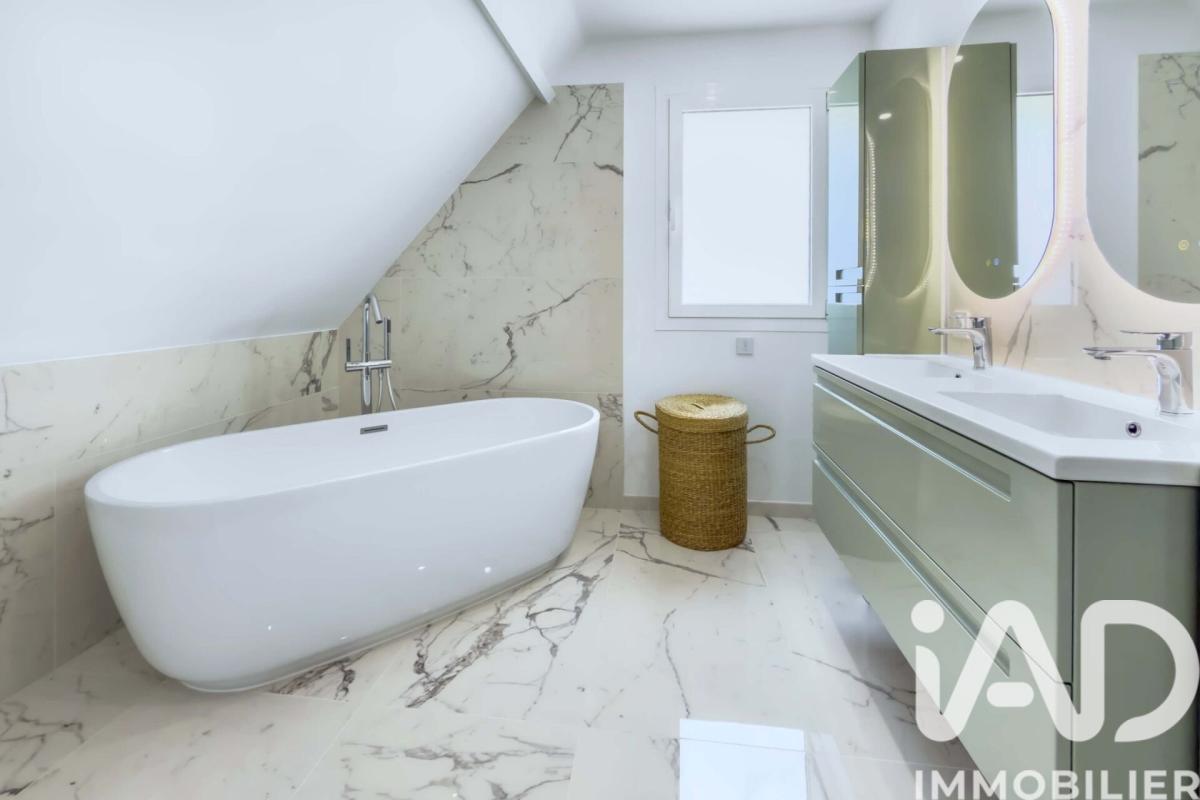 Maison 7 Pièce(s) Équemauville - Photo 15