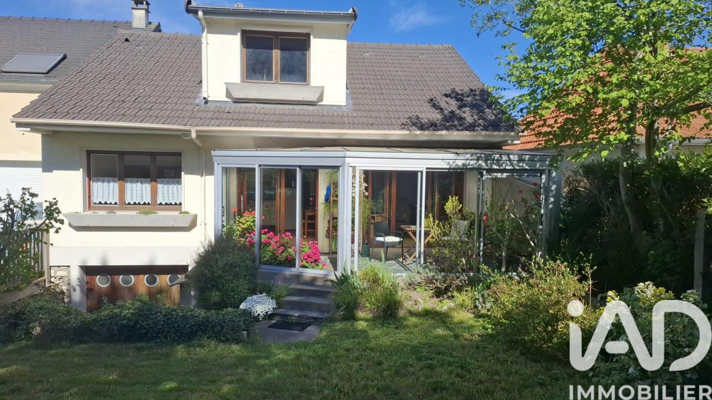Maison 4 Pièce(s) Sainte-Geneviève-des-Bois
