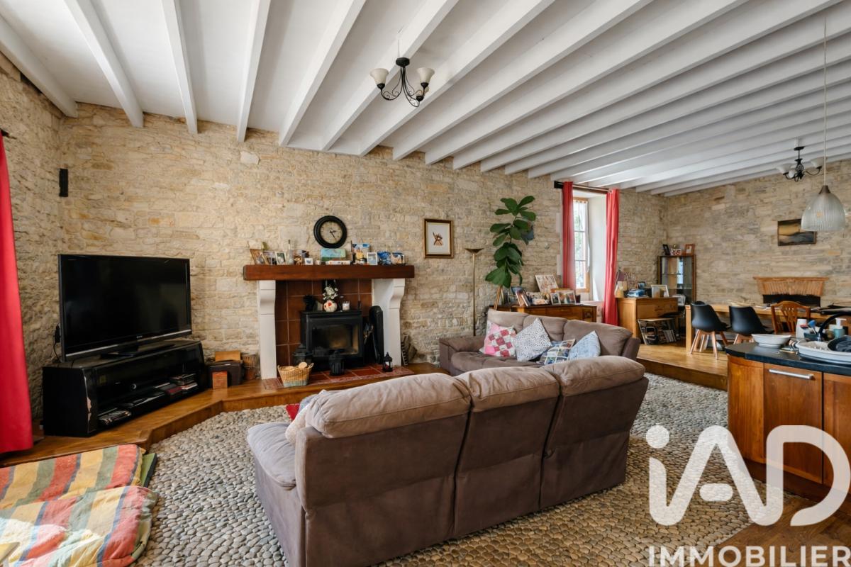 Maison 11 Pièce(s) Saint-Fraigne - Photo 8