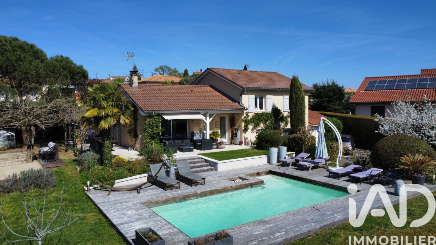 Maison 5 Pièce(s) Dommartin