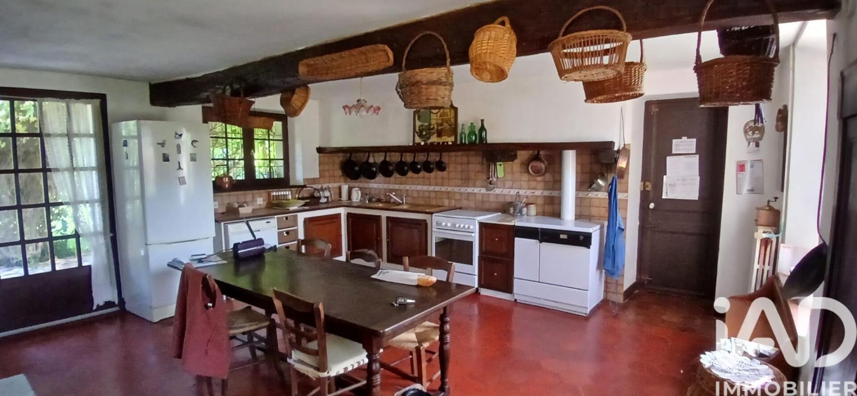 Maison 5 Pièce(s) Jaulnes
