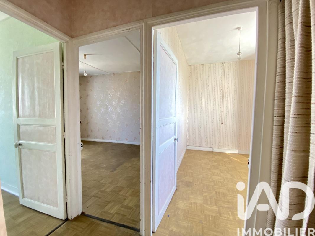 Maison 5 Pièce(s) La Ville-ès-Nonais - Photo 13