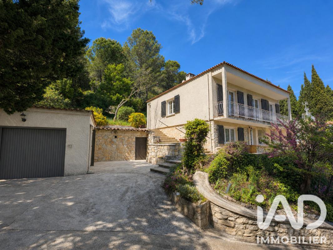 Maison 9 Pièce(s) Carnoux-en-Provence