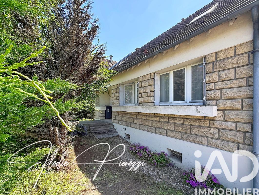 Maison 7 Pièce(s) Triel-sur-Seine