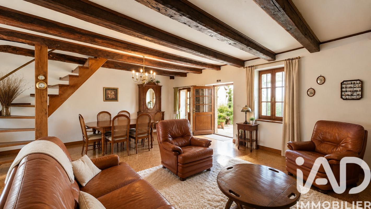 Maison 5 Pièce(s) Saint-Aubin-d'Aubigné