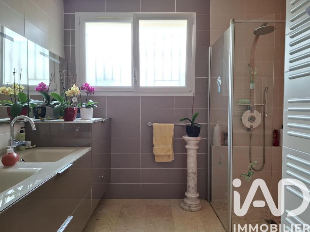 Maison 5 Pièce(s) Dompierre-sur-Mer - Photo 10