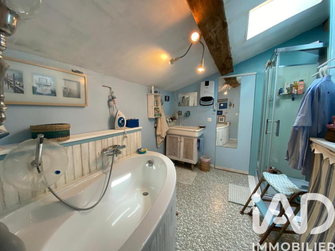 Maison 9 Pièce(s) Saint-Pardoux-Soutiers - Photo 9
