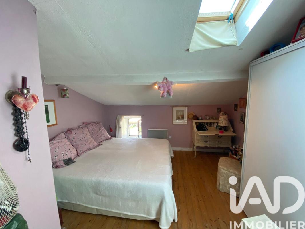 Maison 9 Pièce(s) Saint-Pardoux-Soutiers - Photo 11