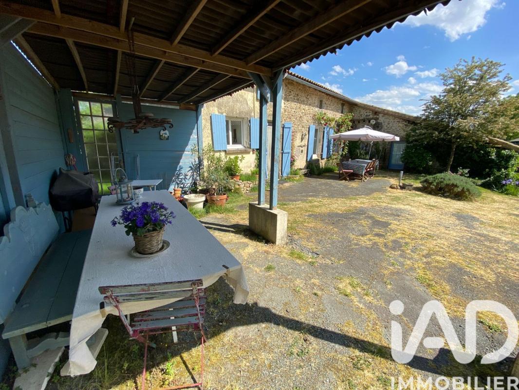 Maison 9 Pièce(s) Saint-Pardoux-Soutiers - Photo 22