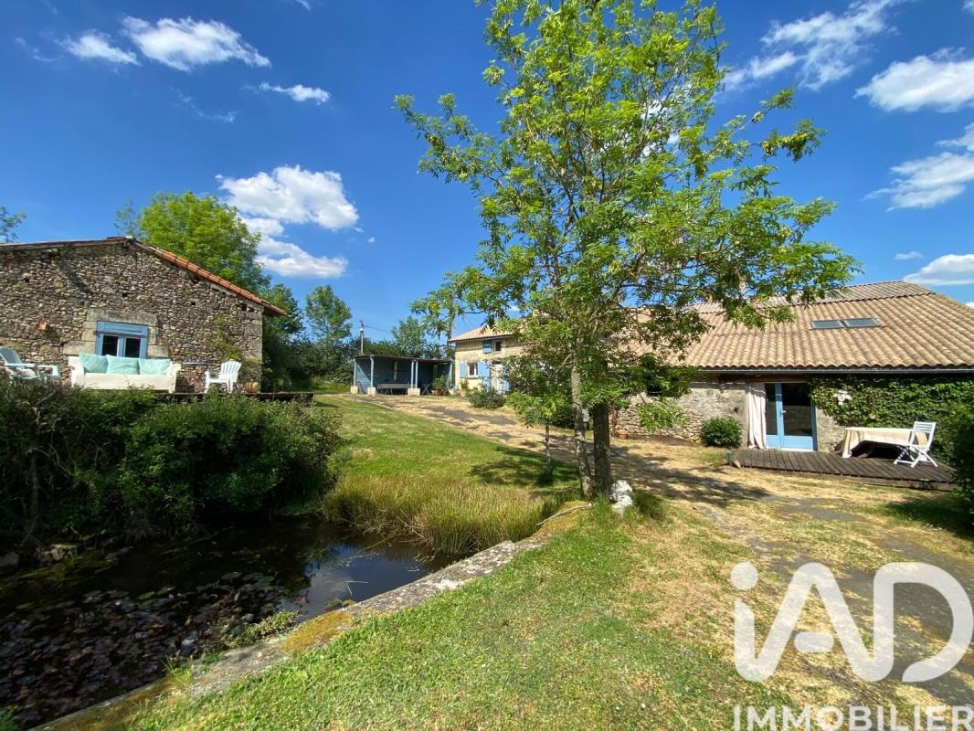 Maison 9 Pièce(s) Saint-Pardoux-Soutiers - Photo 25