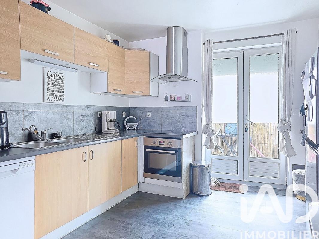 Immeuble  Hénin-Beaumont - Photo 2