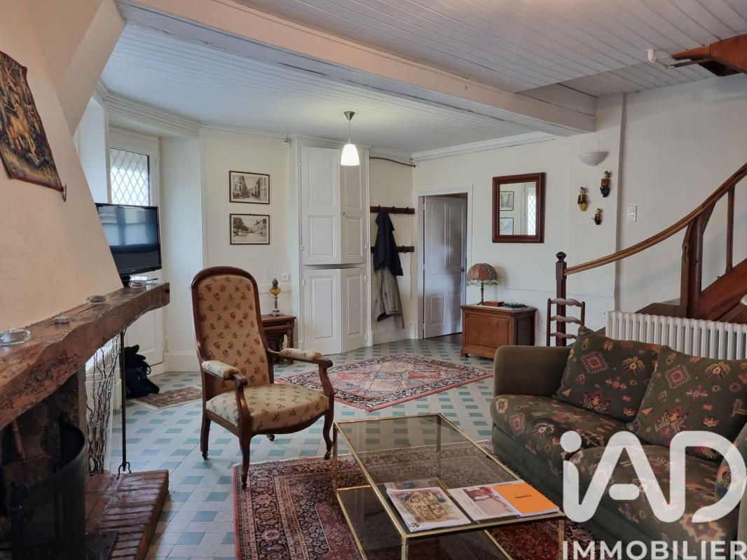 Maison 7 Pièce(s) Trémentines