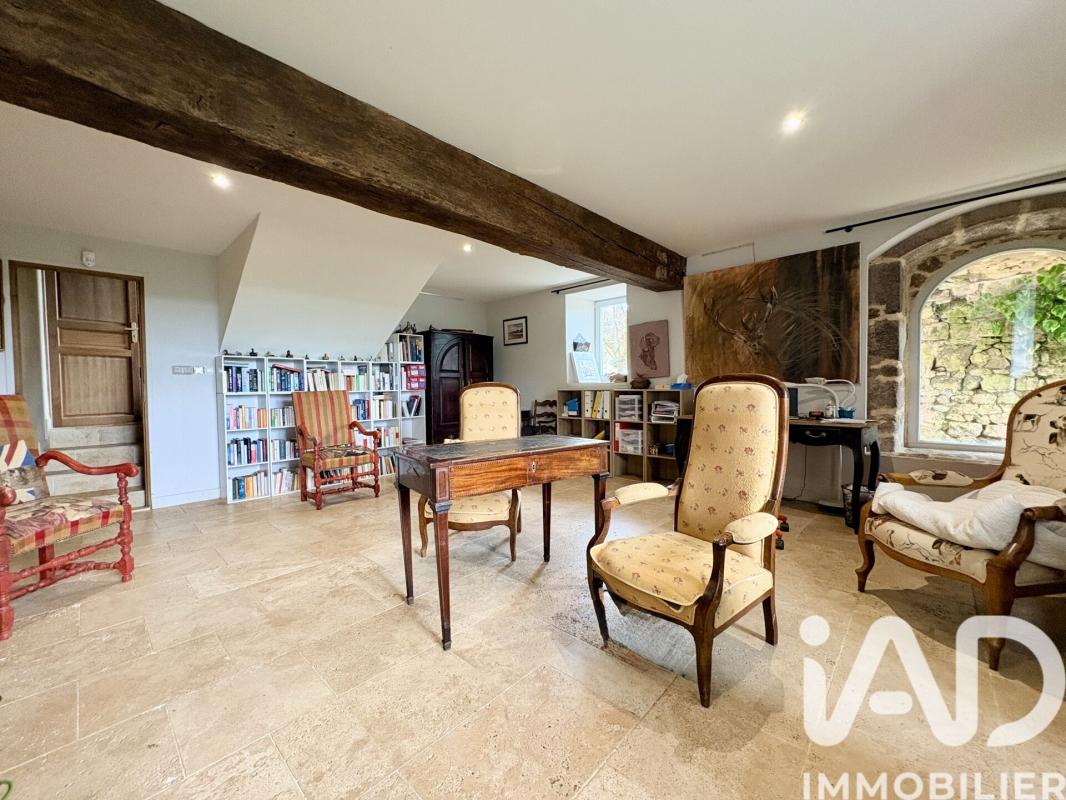 Maison 12 Pièce(s) Pouligny-Saint-Martin - Photo 12