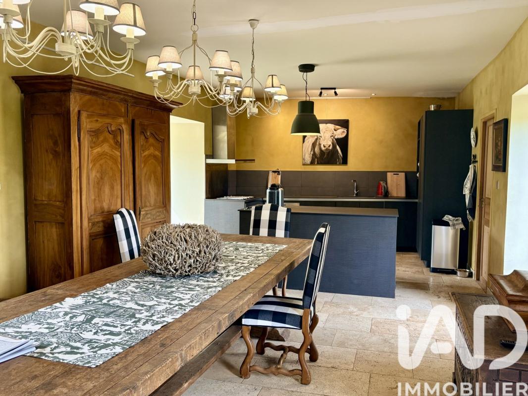 Maison 12 Pièce(s) Pouligny-Saint-Martin - Photo 13