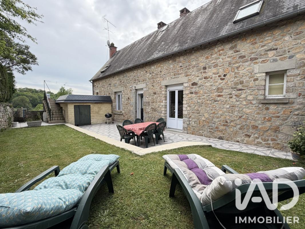 Maison de ville 6 Pièce(s) Mortain-Bocage