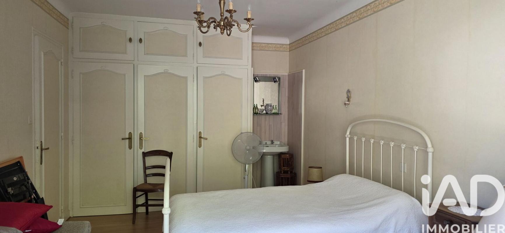 Maison 7 Pièce(s) Laval-de-Cère - Photo 12