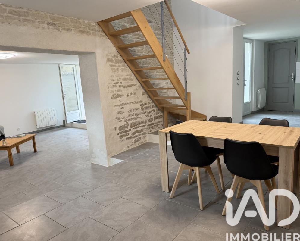 Maison 5 Pièce(s) Mauzé-sur-le-Mignon