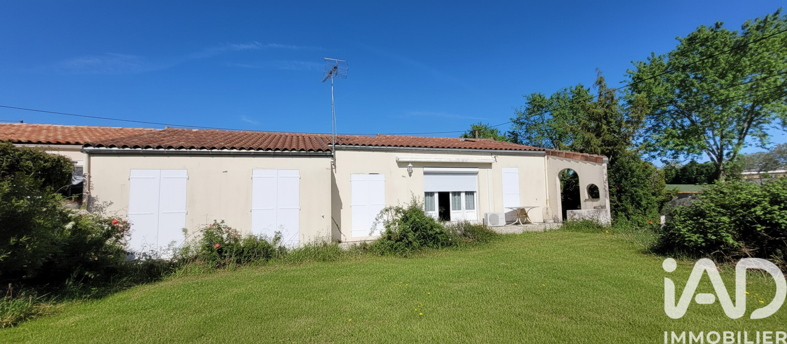 Maison 6 Pièce(s) Saint-Jean-d'Angély - Photo 3