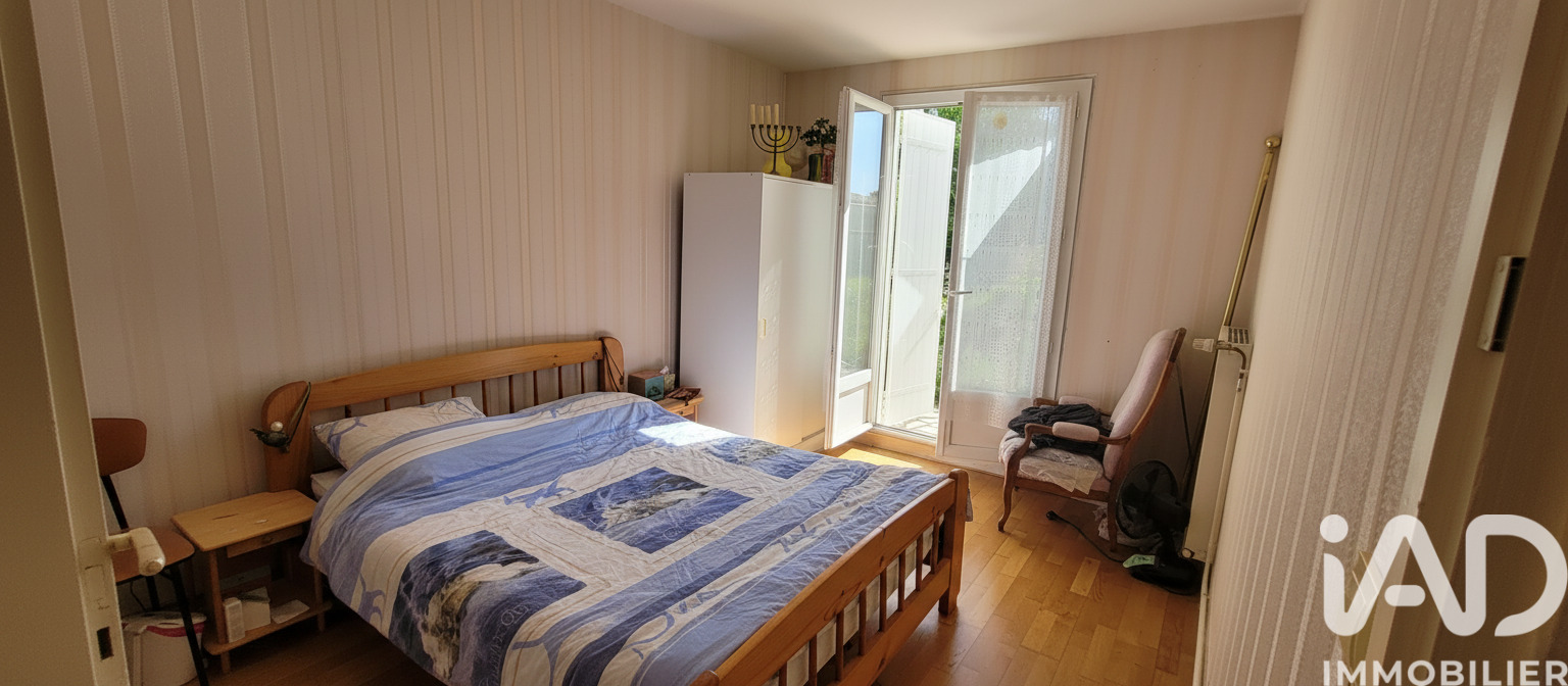 Maison 6 Pièce(s) Saint-Jean-d'Angély - Photo 7