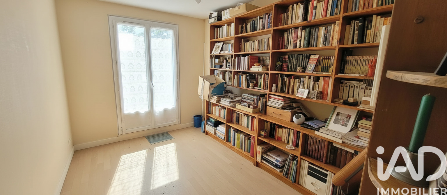 Maison 6 Pièce(s) Saint-Jean-d'Angély - Photo 8