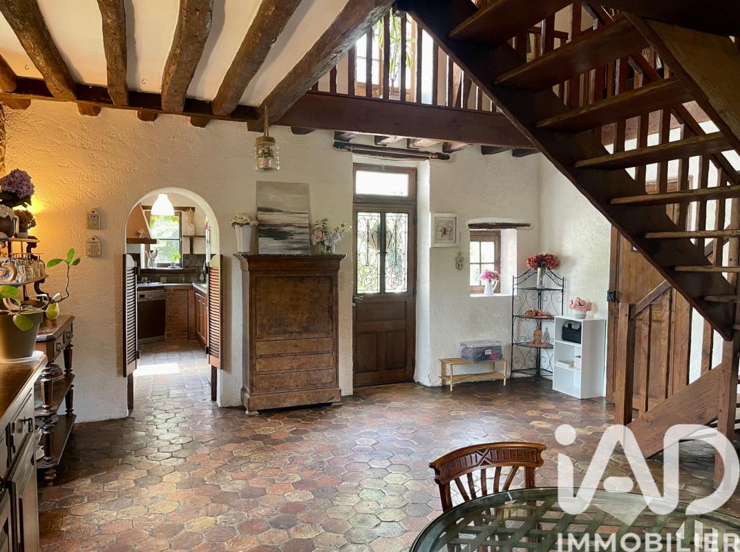 Maison 8 Pièce(s) Villeneuve-sur-Yonne - Photo 4